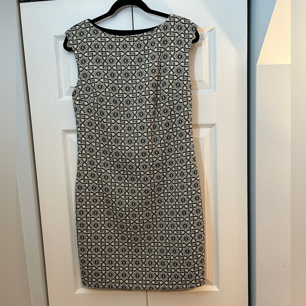 Black White Textured Sheath Dress Metallic Thread Sleeveless 42